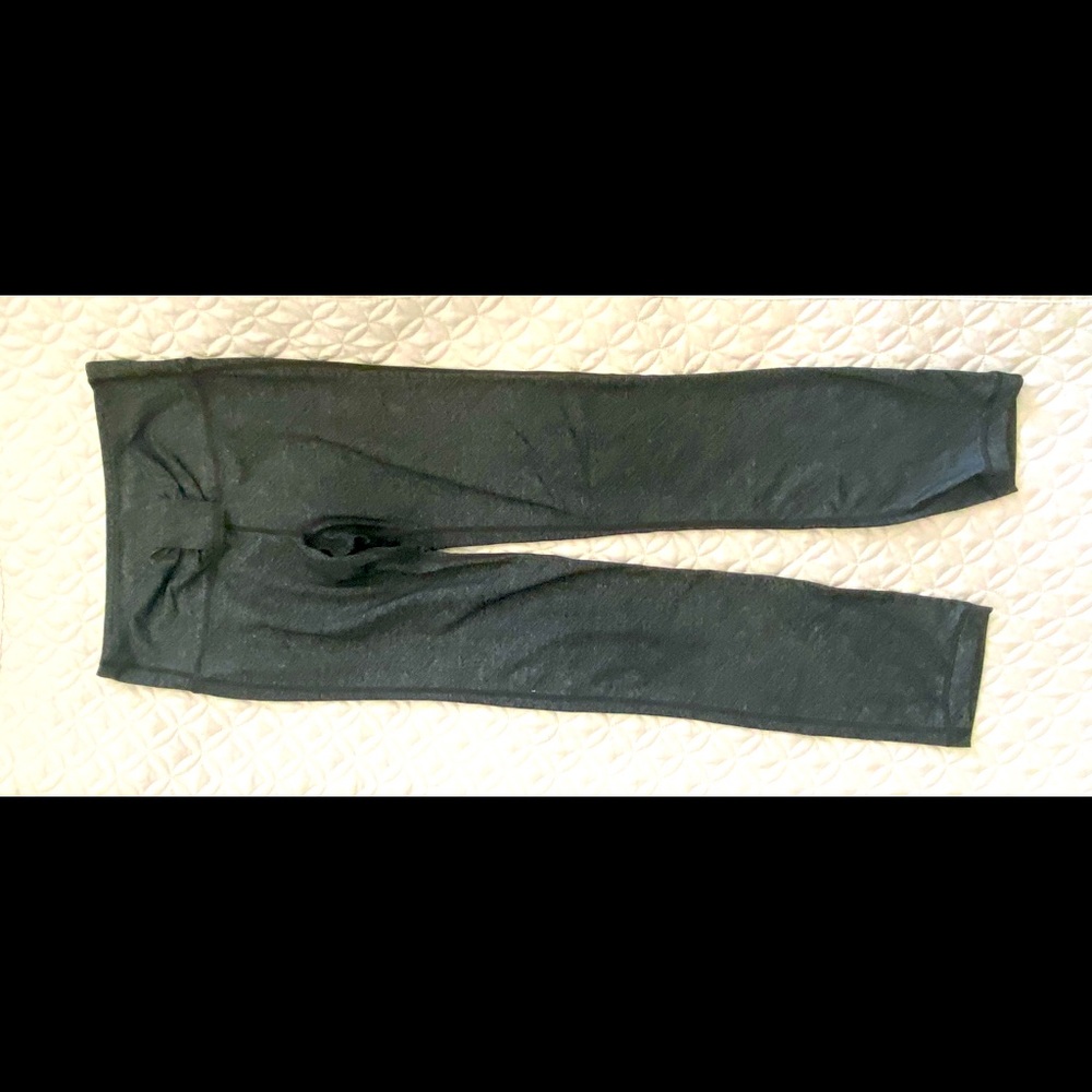 Lululemon Grey Cropped Leggings